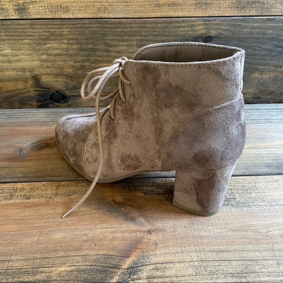 madden Girl Torch Ankle Booties Taupe Size 8.5 - Picture 8 of 8